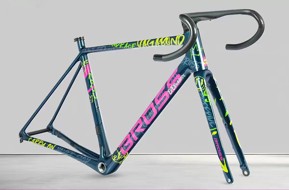 VAGABOND GRAFFITI FRAMESET